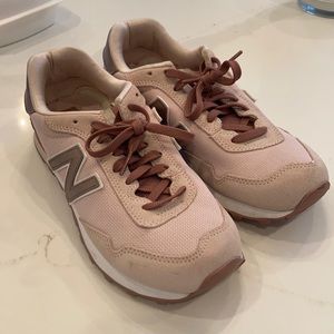 Women’s blush new balance sneakers. Size 7 1/2